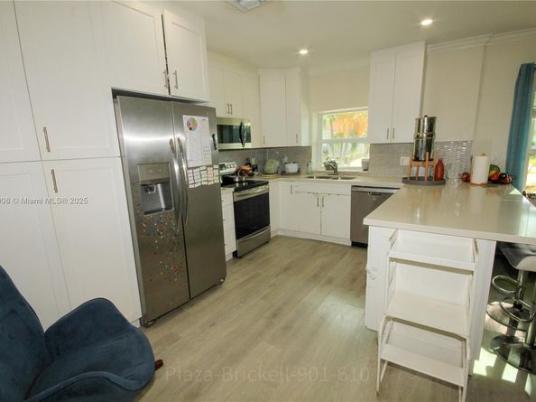 2754 SW 36th Ave, Miami FL 33133