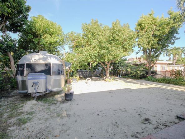 2754 SW 36th Ave, Miami FL 33133