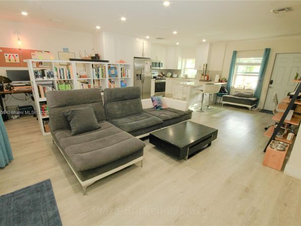 2754 SW 36th Ave, Miami FL 33133