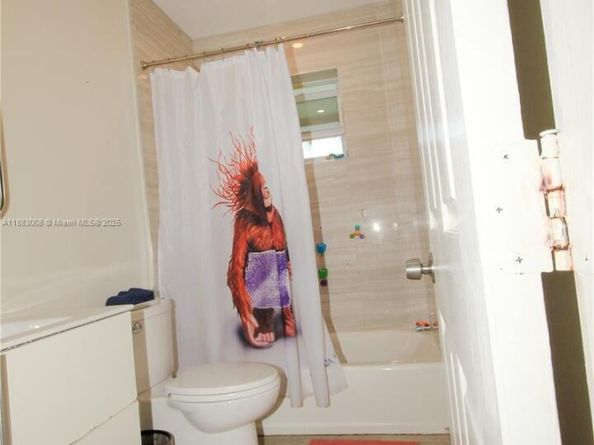 2754 SW 36th Ave, Miami FL 33133