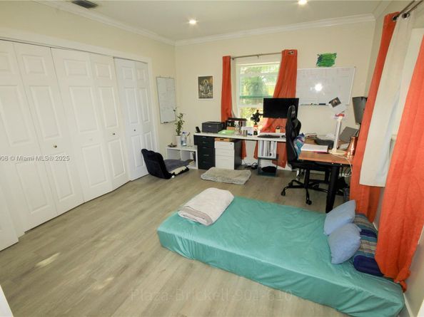 2754 SW 36th Ave, Miami FL 33133