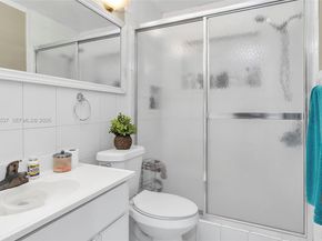 9011 SW 18th Ter, Miami FL 33165