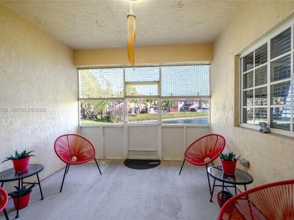 1205 NE 32nd Ter, Homestead FL 33033