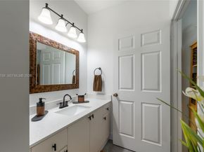 1205 NE 32nd Ter, Homestead FL 33033