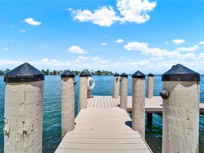 1 Century Ln 209, Miami Beach FL 33139