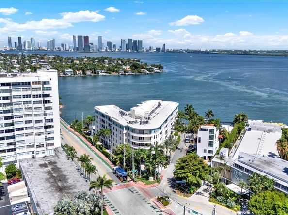 1 Century Ln 209, Miami Beach FL 33139