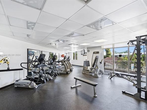 1 Century Ln 209, Miami Beach FL 33139