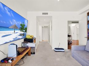 1 Century Ln 209, Miami Beach FL 33139