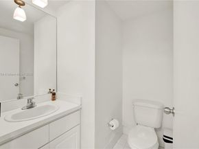 1 Century Ln 209, Miami Beach FL 33139