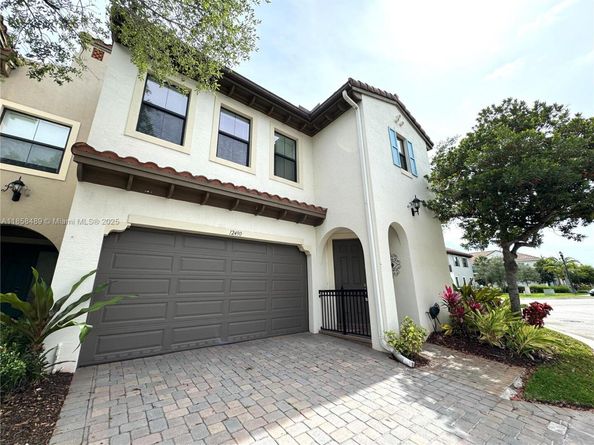 12490 NW 33rd St, Sunrise FL 33323