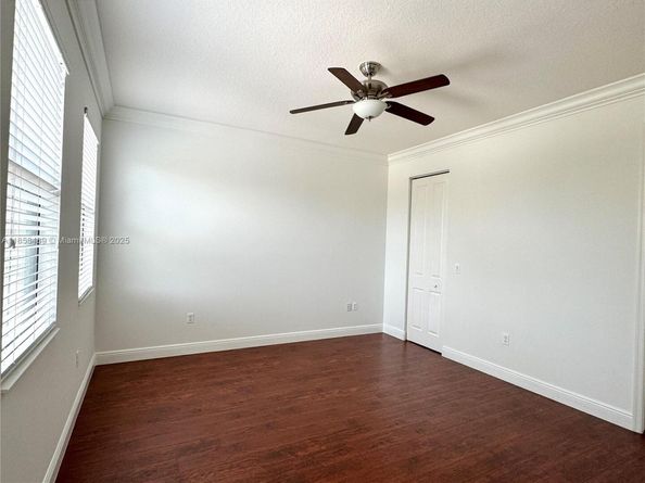 12490 NW 33rd St, Sunrise FL 33323