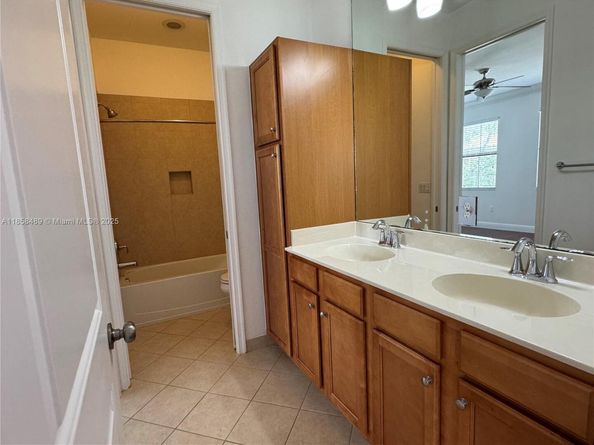 12490 NW 33rd St, Sunrise FL 33323