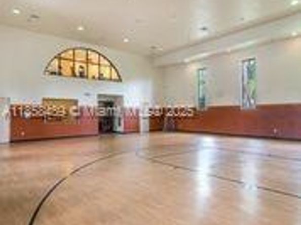 12490 NW 33rd St, Sunrise FL 33323