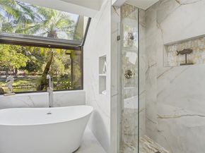 232 NW 97th Ave, Plantation FL 33324