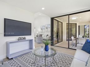 232 NW 97th Ave, Plantation FL 33324