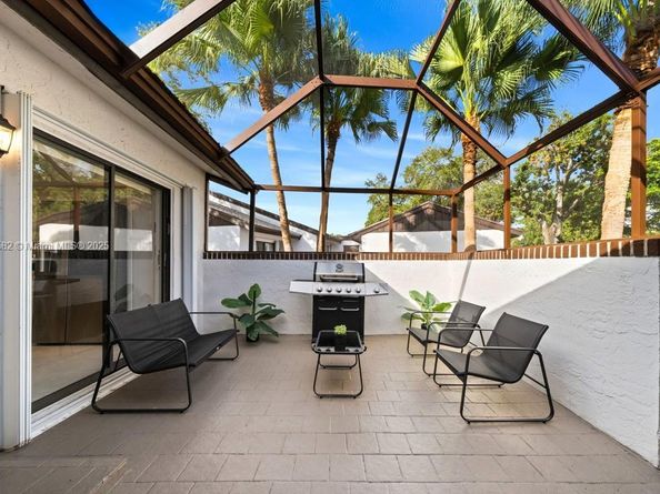 6417 W Pinehurst Cir W E23, Tamarac FL 33321