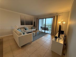 2206 S Cypress Bend Dr 508, Pompano Beach FL 33069