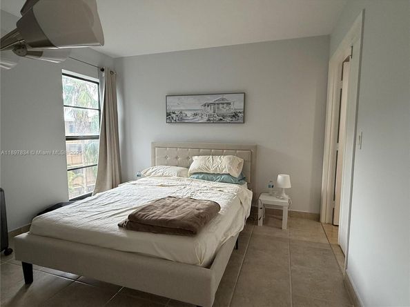 2206 S Cypress Bend Dr 508, Pompano Beach FL 33069