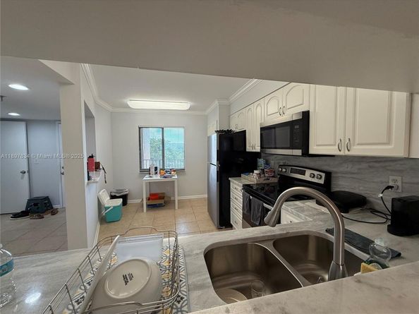 2206 S Cypress Bend Dr 508, Pompano Beach FL 33069