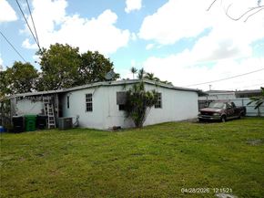 11412 SW 41st St, Miami FL 33165