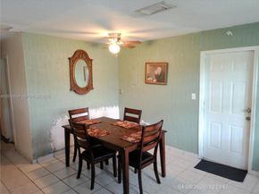 11412 SW 41st St, Miami FL 33165