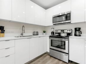 1335 NE 133rd St, North Miami FL 33161