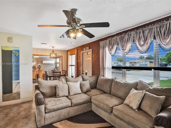 740 NW 17th St, Pompano Beach FL 33060