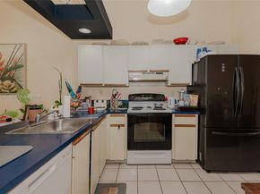 6745 NW 192nd Ln, Hialeah FL 33015