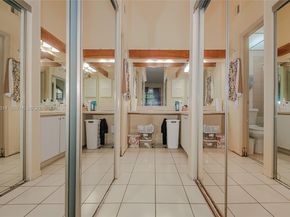 6745 NW 192nd Ln, Hialeah FL 33015