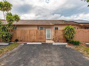 6745 NW 192nd Ln, Hialeah FL 33015