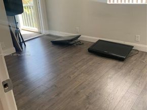 505 Spencer Dr 101, West Palm Beach FL 33409