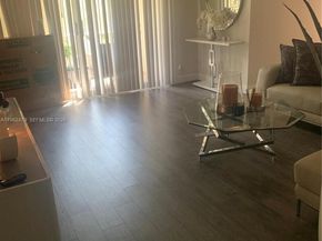 505 Spencer Dr 101, West Palm Beach FL 33409