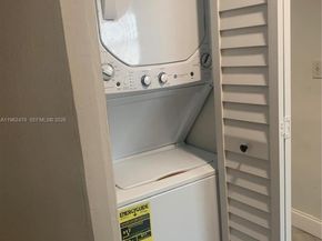 505 Spencer Dr 101, West Palm Beach FL 33409