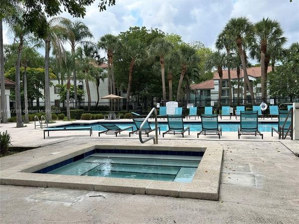 530 S Park Rd 3511, Hollywood FL 33021