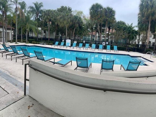 530 S Park Rd 3511, Hollywood FL 33021