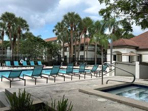 530 S Park Rd 3511, Hollywood FL 33021