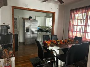 300 NW 13th Ave, Miami FL 33125