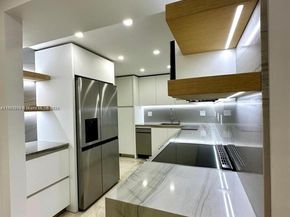 6039 Collins Ave 414, Miami Beach FL 33140