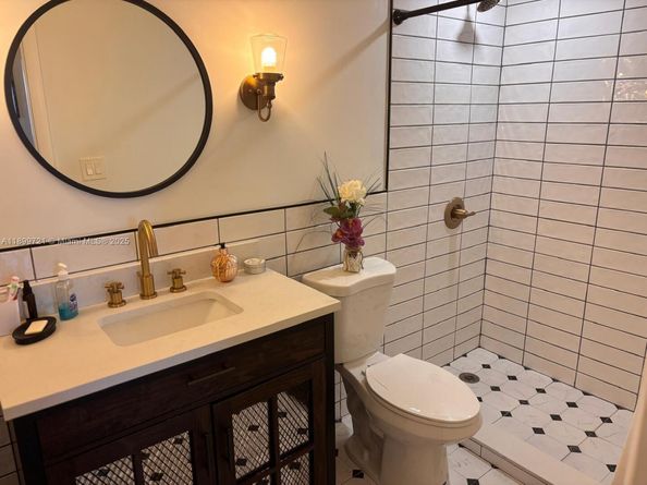 1465 NE 123rd St 415, North Miami FL 33161
