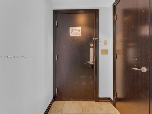 1437 Collins Ave PH18, Miami Beach FL 33139