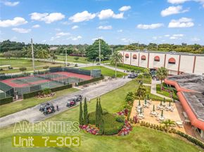 9300 N Hollybrook Lake Dr 303, Pembroke Pines FL 33025