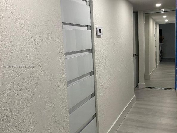 8821 W Flagler St 503, Miami FL 33174