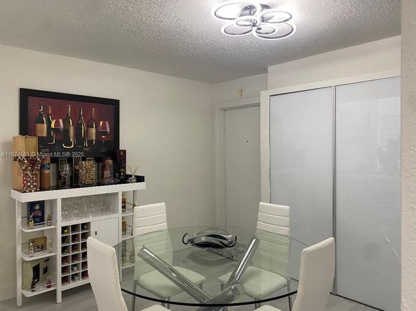 8821 W Flagler St 503, Miami FL 33174