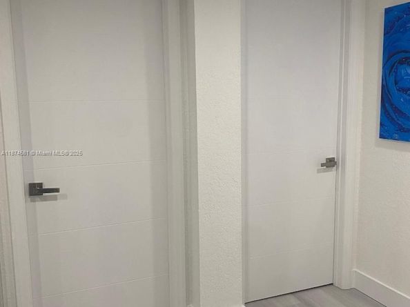 8821 W Flagler St 503, Miami FL 33174