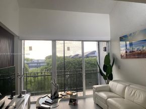 8821 W Flagler St 503, Miami FL 33174