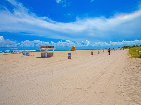 335 Ocean Dr 215, Miami Beach FL 33139