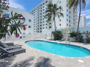 335 Ocean Dr 215, Miami Beach FL 33139