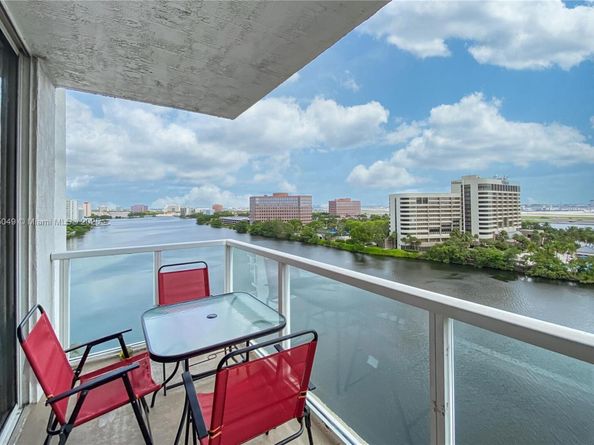 5091 NW 7th St 1001, Miami FL 33126
