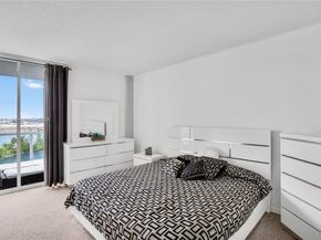 5091 NW 7th St 1001, Miami FL 33126