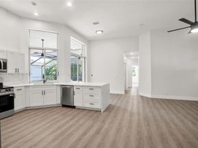 2611 Oakbrook Ln, Weston FL 33332